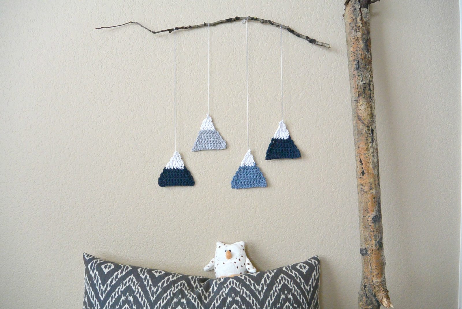 Crochet Mountain Wall Hanging – As Seen In Homespun Magazine