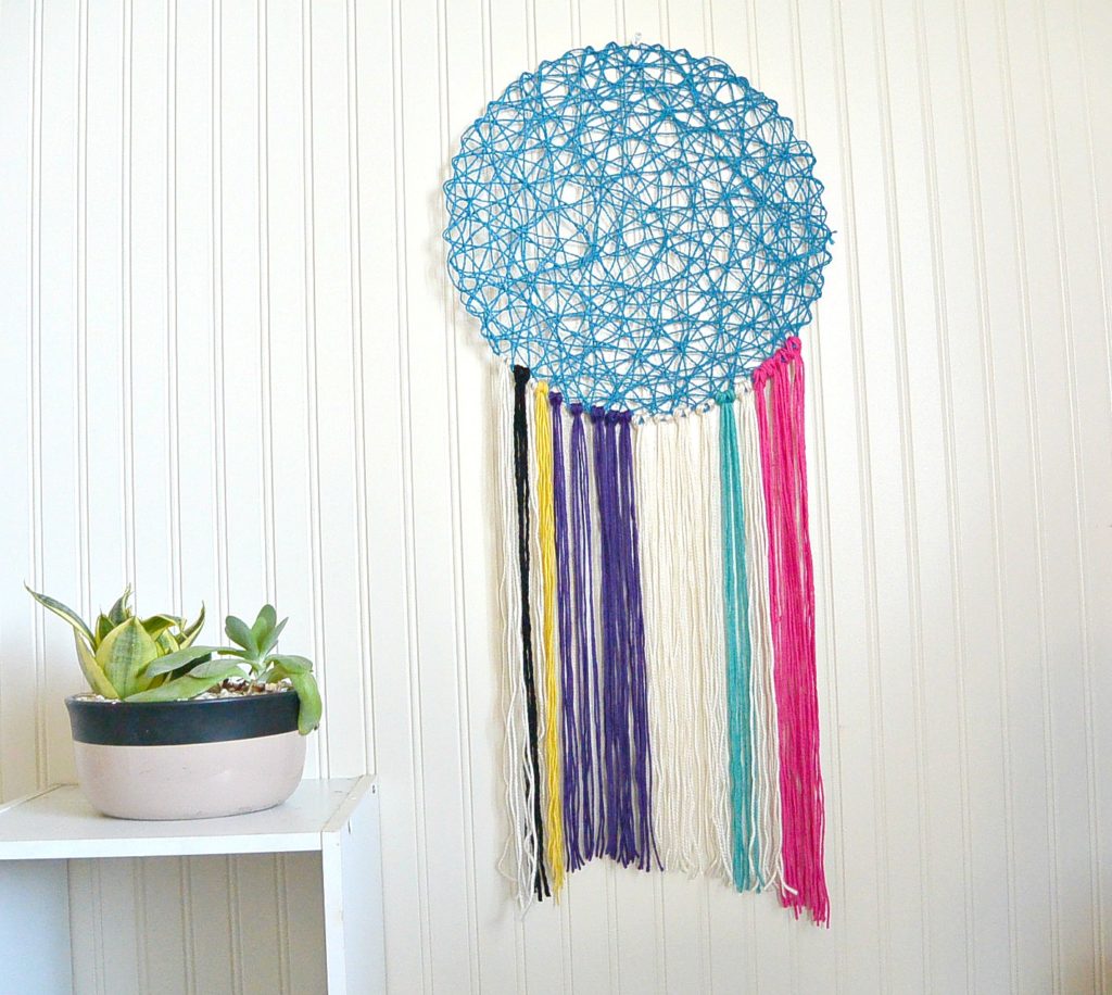 Easiest Ever Dream Catcher Yarn Wall Hanging Mama In A Stitch