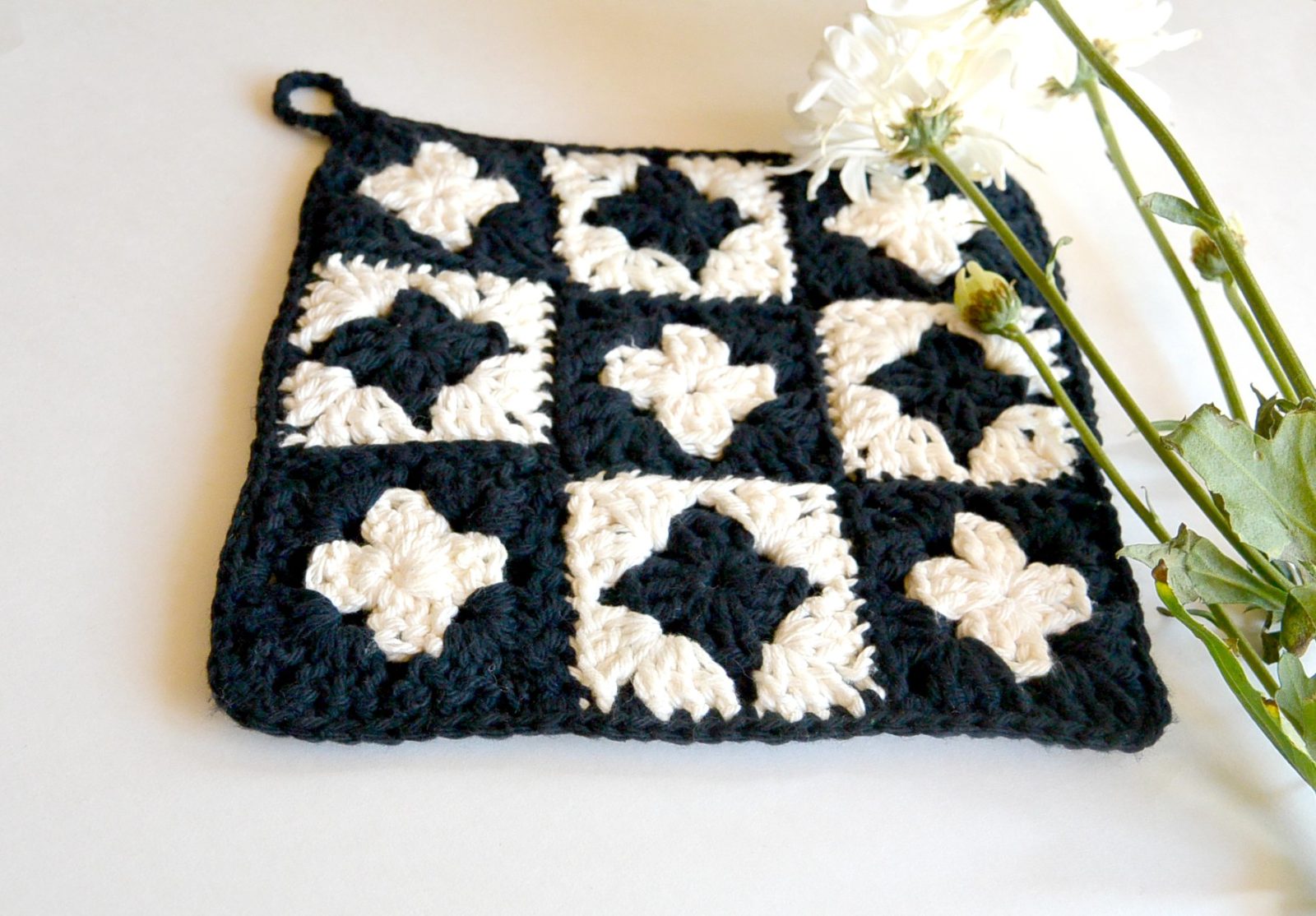 Square Crochet Pot Holder - The Workroom