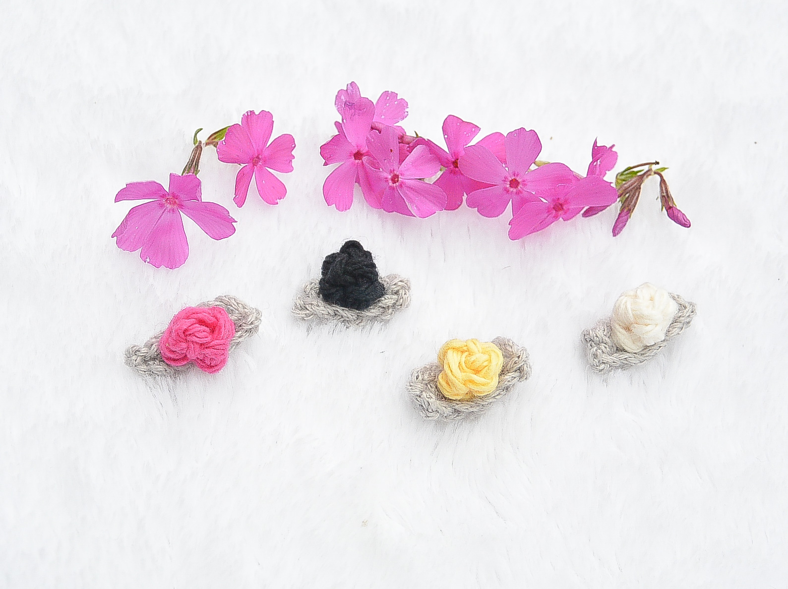 Teeny Tiny Crochet Flower Buds