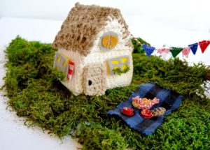 Crochet House Picnic