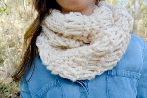 Chunky Easy Knit Infinity Scarf Free Pattern