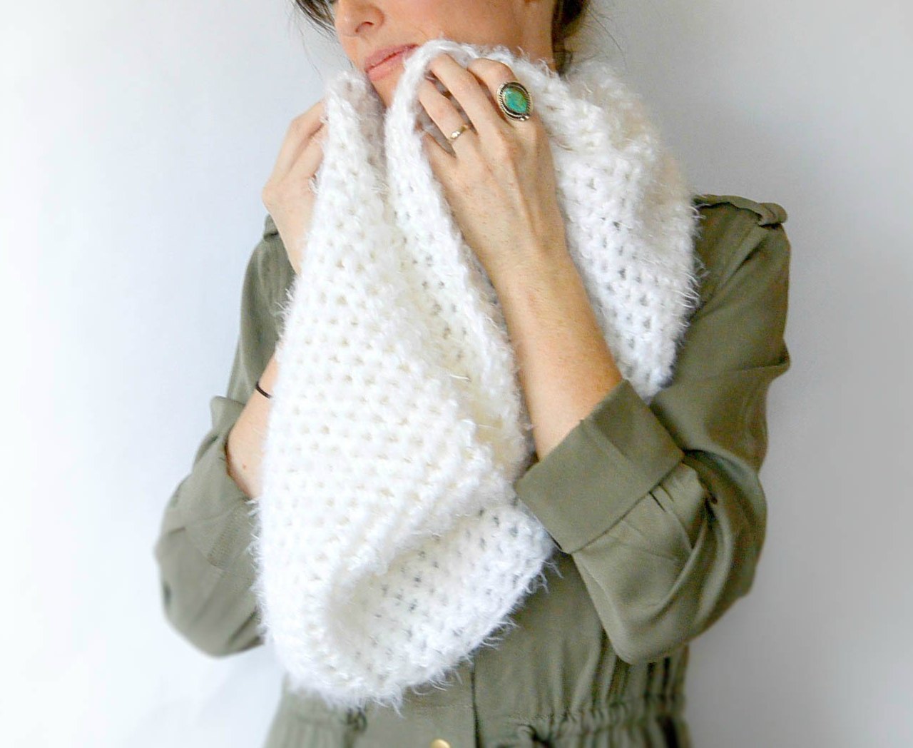 Powdered Sugar Crochet Infinity Scarf Pattern