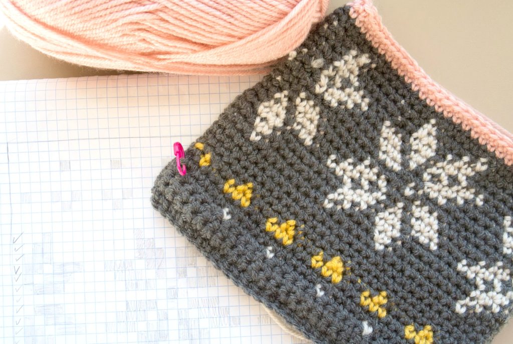 Tapestry Crochets Bag and Graph