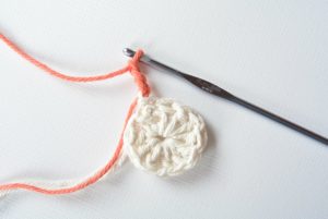 Crochet Coaster How To in Round