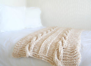 Endless Cables Super Chunky Throw