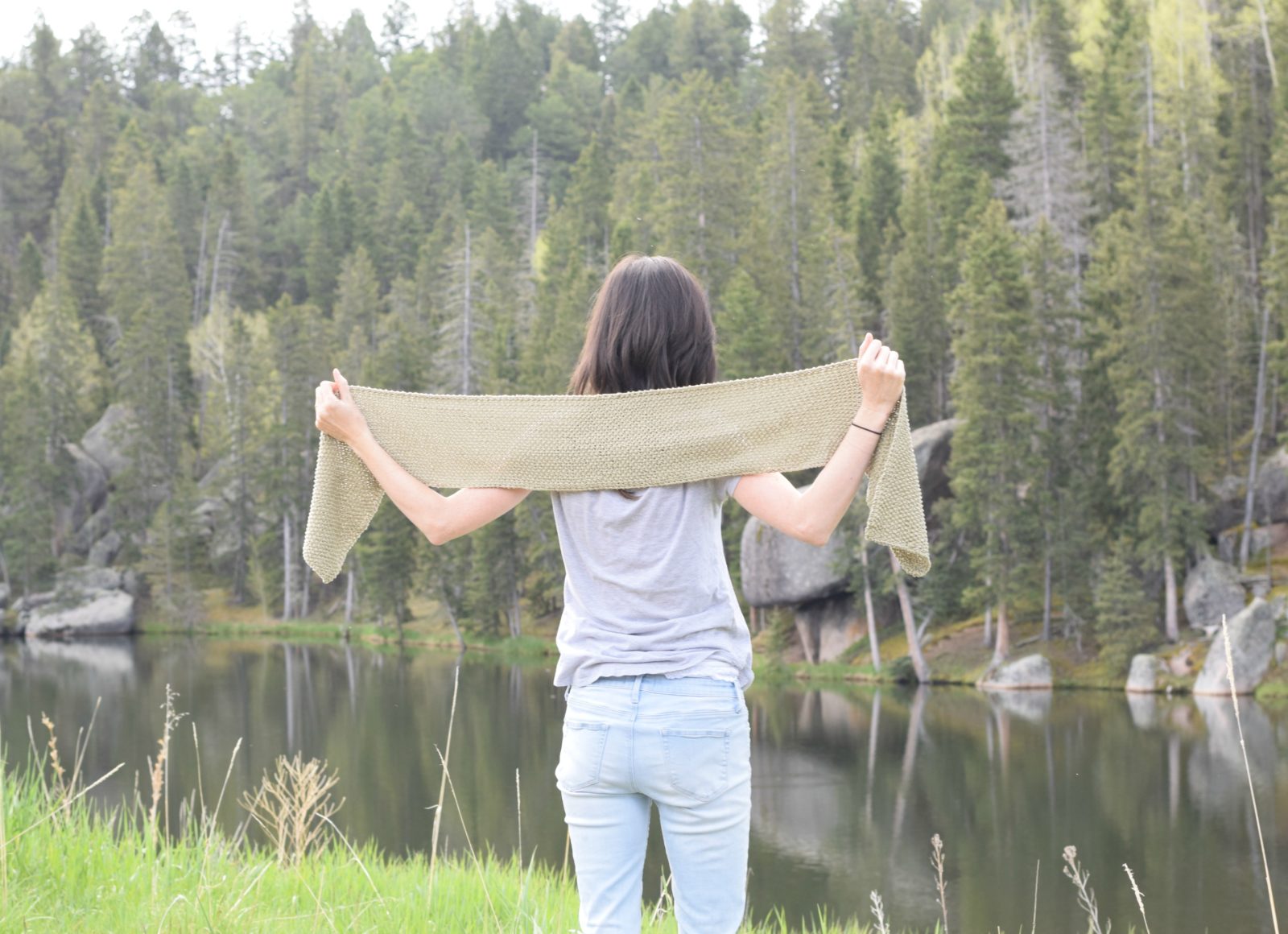 Yosemite Scarf – We Are Knitters Review & Giveaway