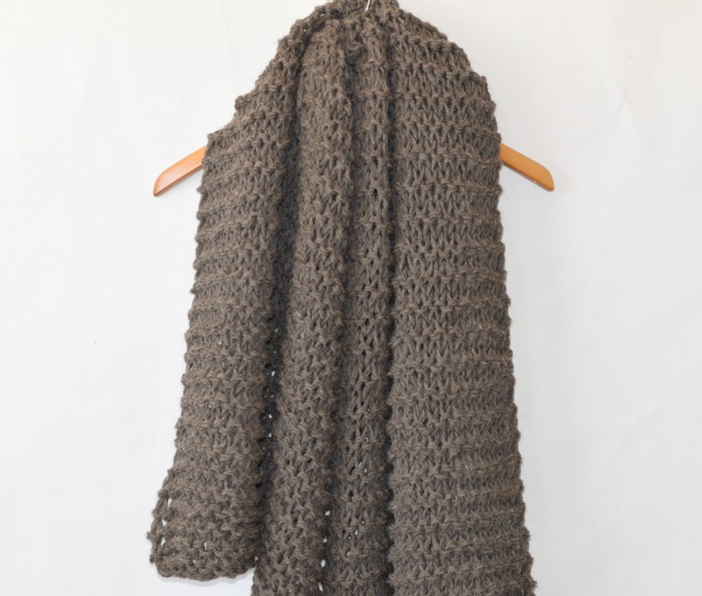 beginner-knit-shawl-fishermans-wool