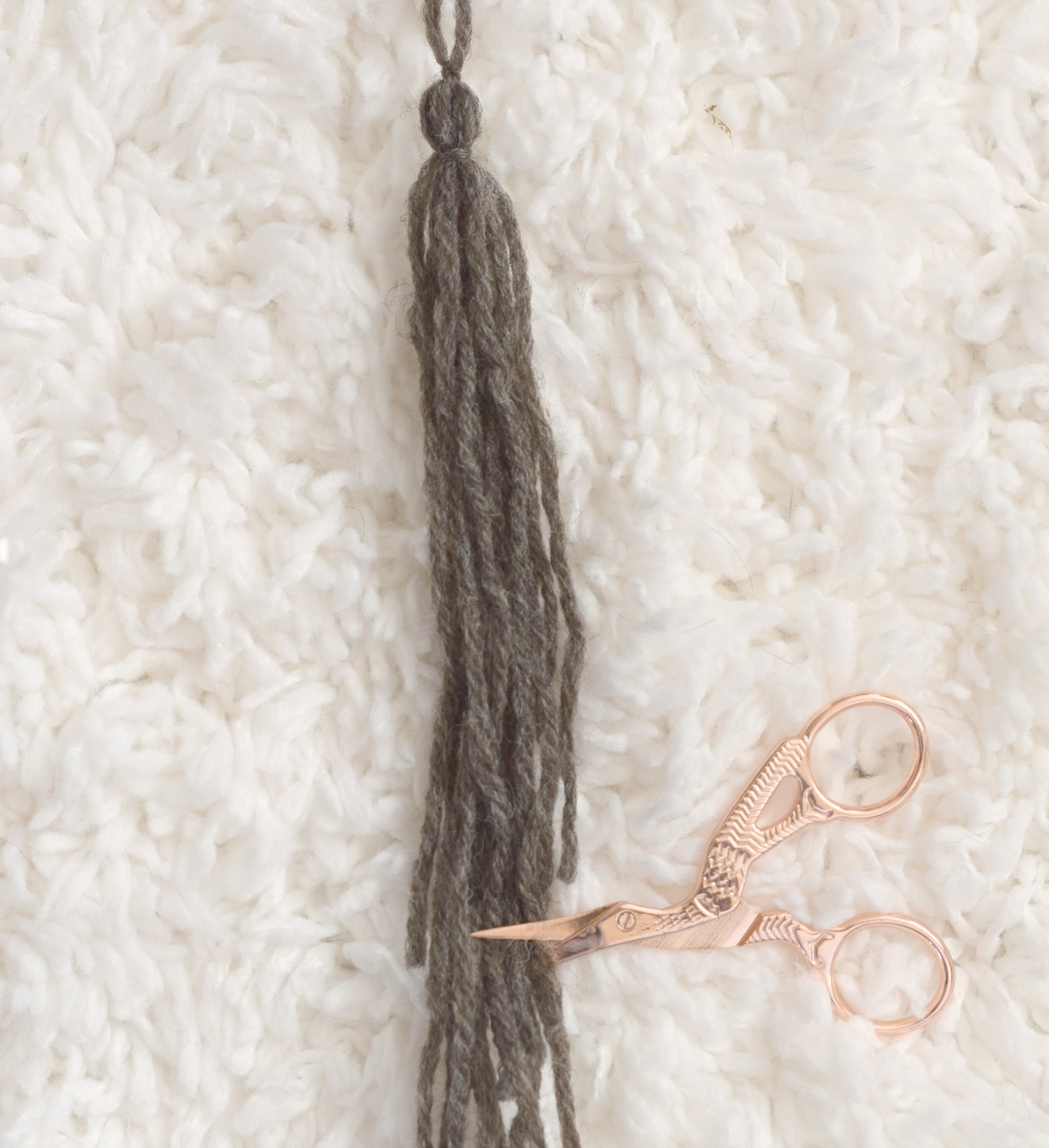 How to Make Tassels, DIY Tassels the 2 Best Ways