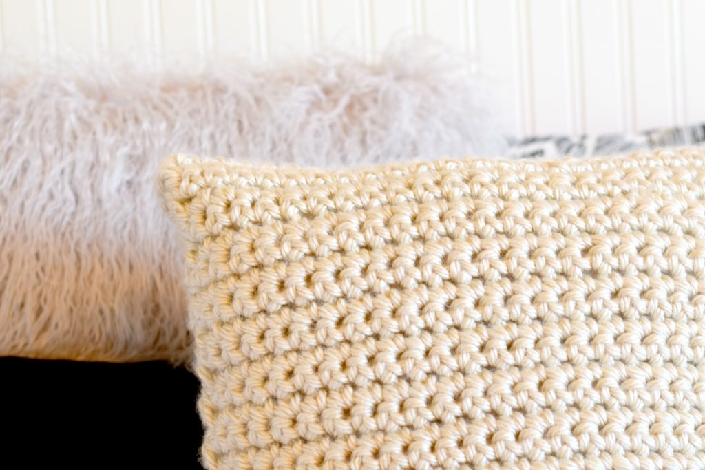 crochet-chunky-pillow-pattern-1