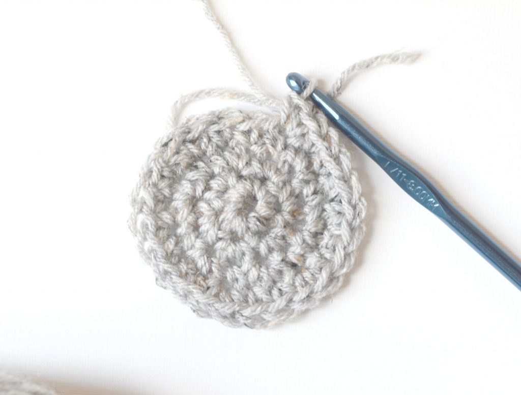 how-to-crochet-slouch-hat-5