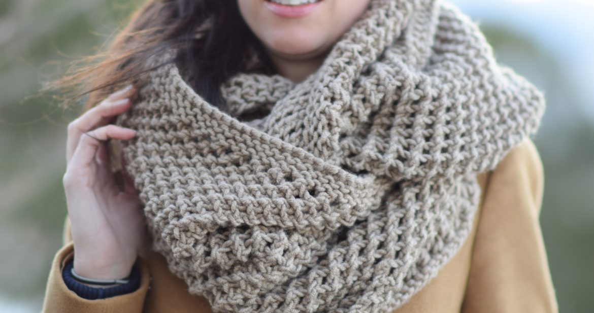 Easy knit infinity scarf pattern