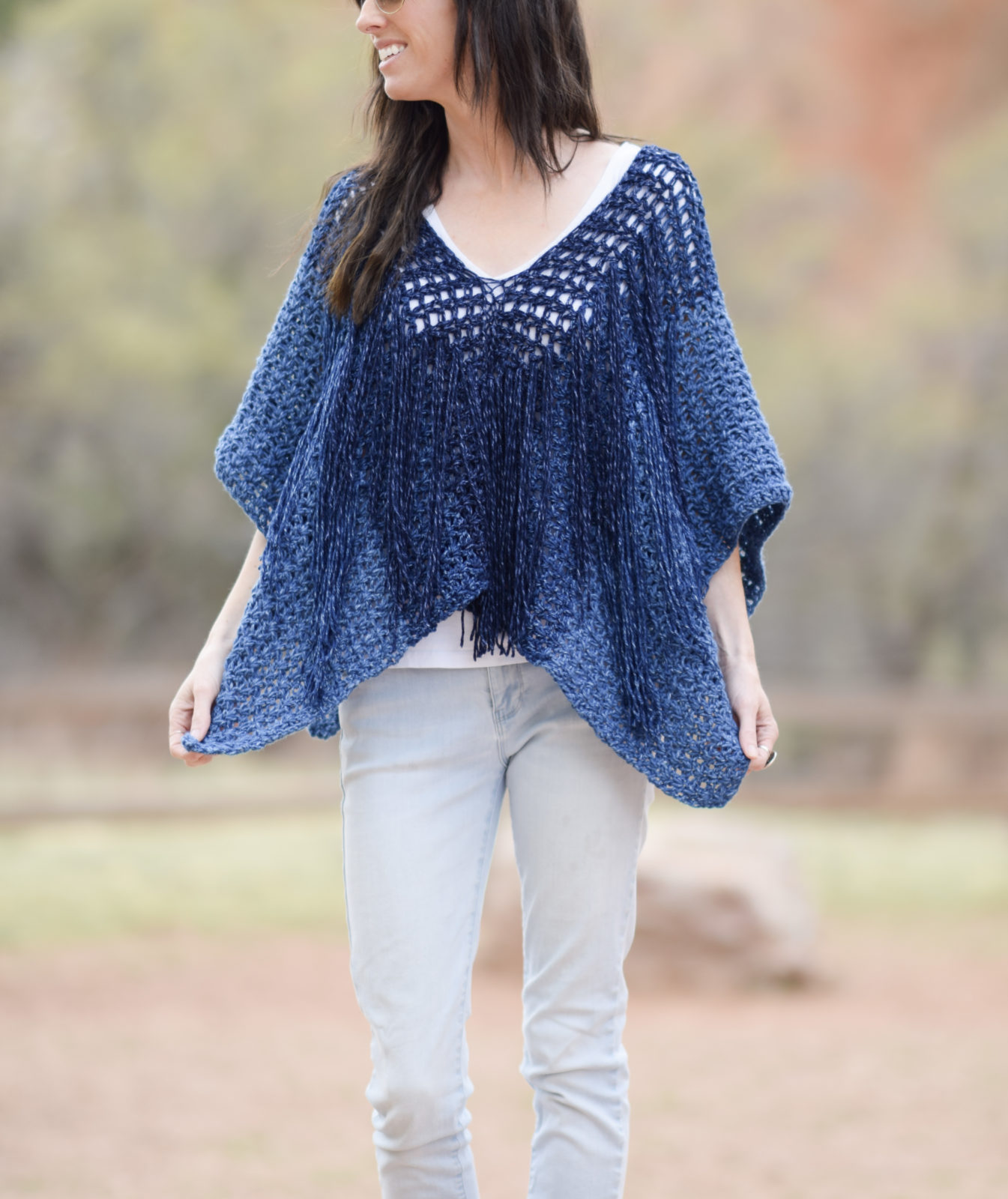 Azul V-Mesh Easy Crochet Poncho Pattern