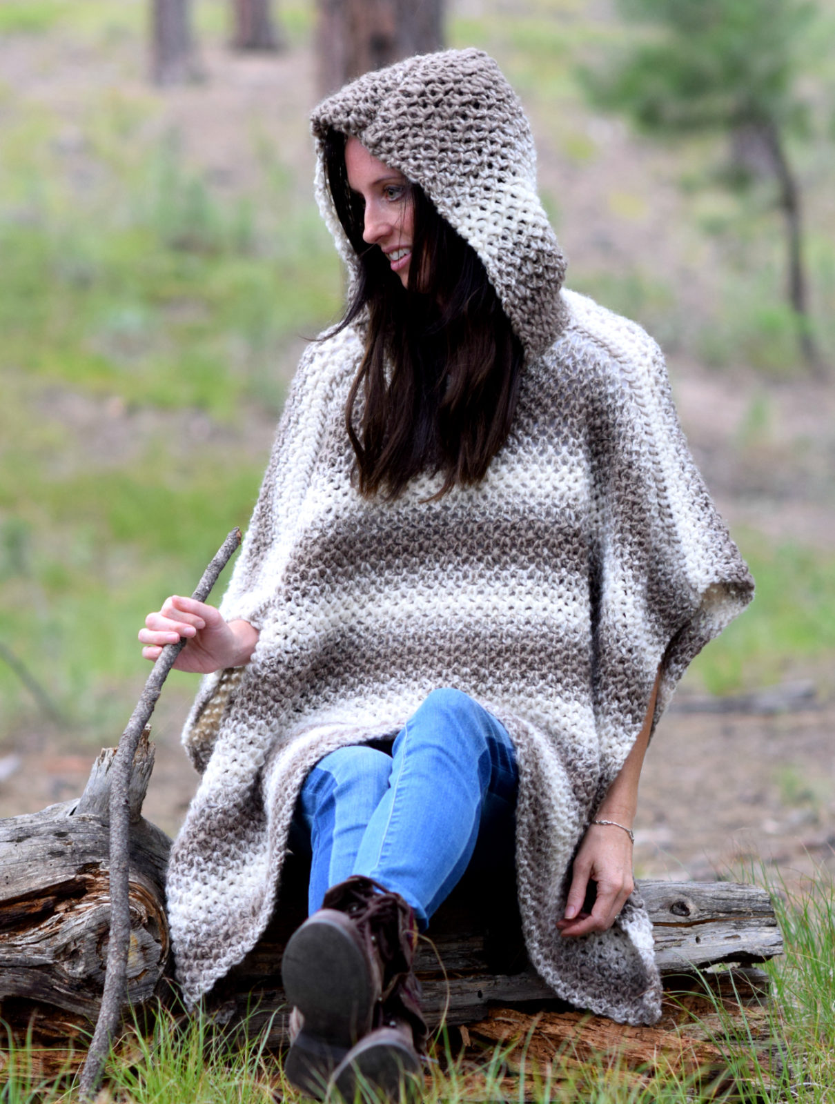 Crochet Hooded Poncho | vlr.eng.br