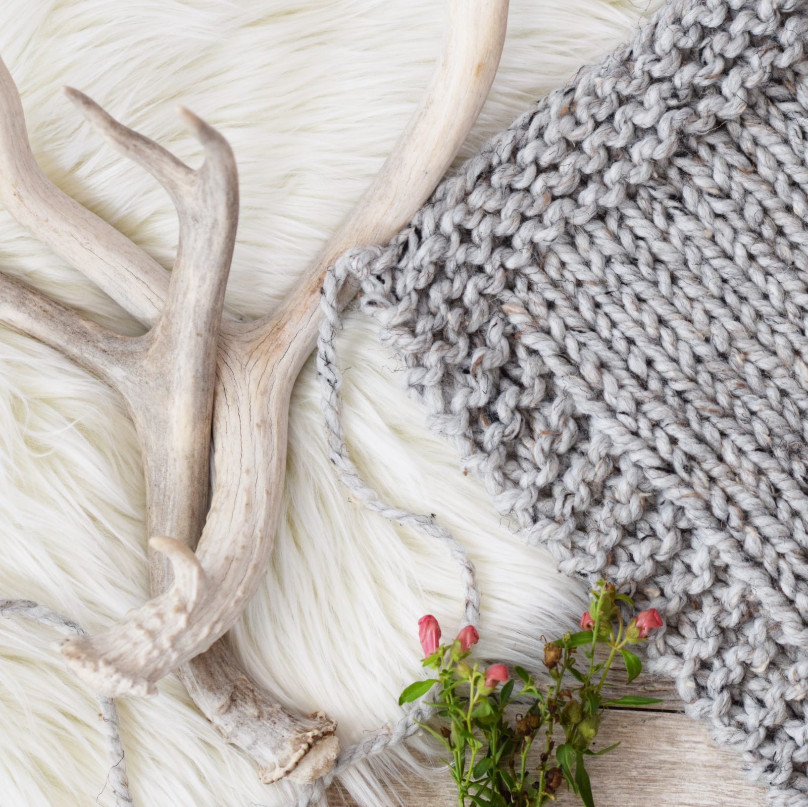 Kith + Kin Kangaroo Knotted Lovey — PATTERN (2 sizes included)