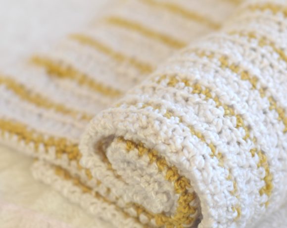 Soft Beginner Crochet Blanket Pattern