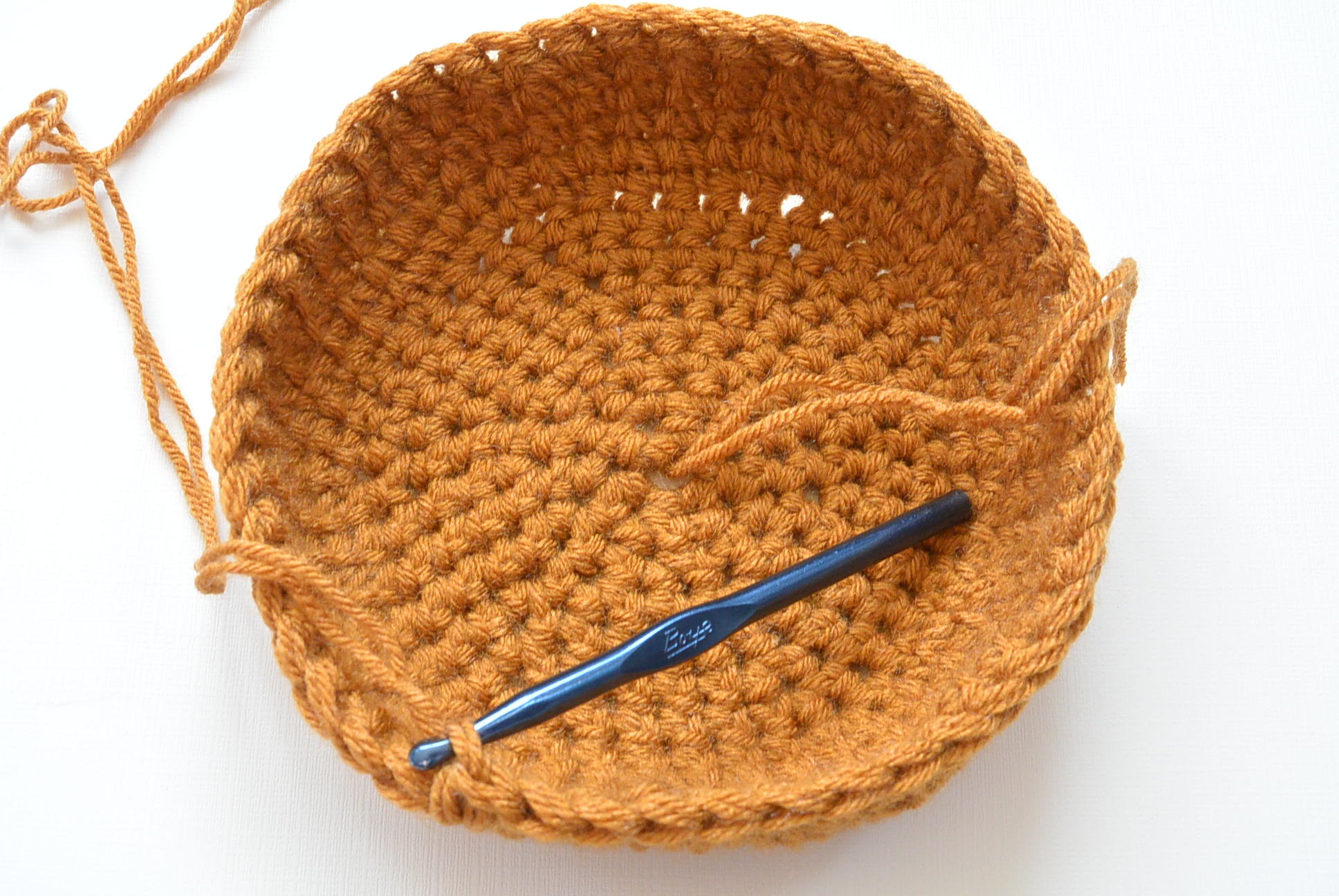 Crochet Bucket Bag (Small) - Free Crochet Patterns