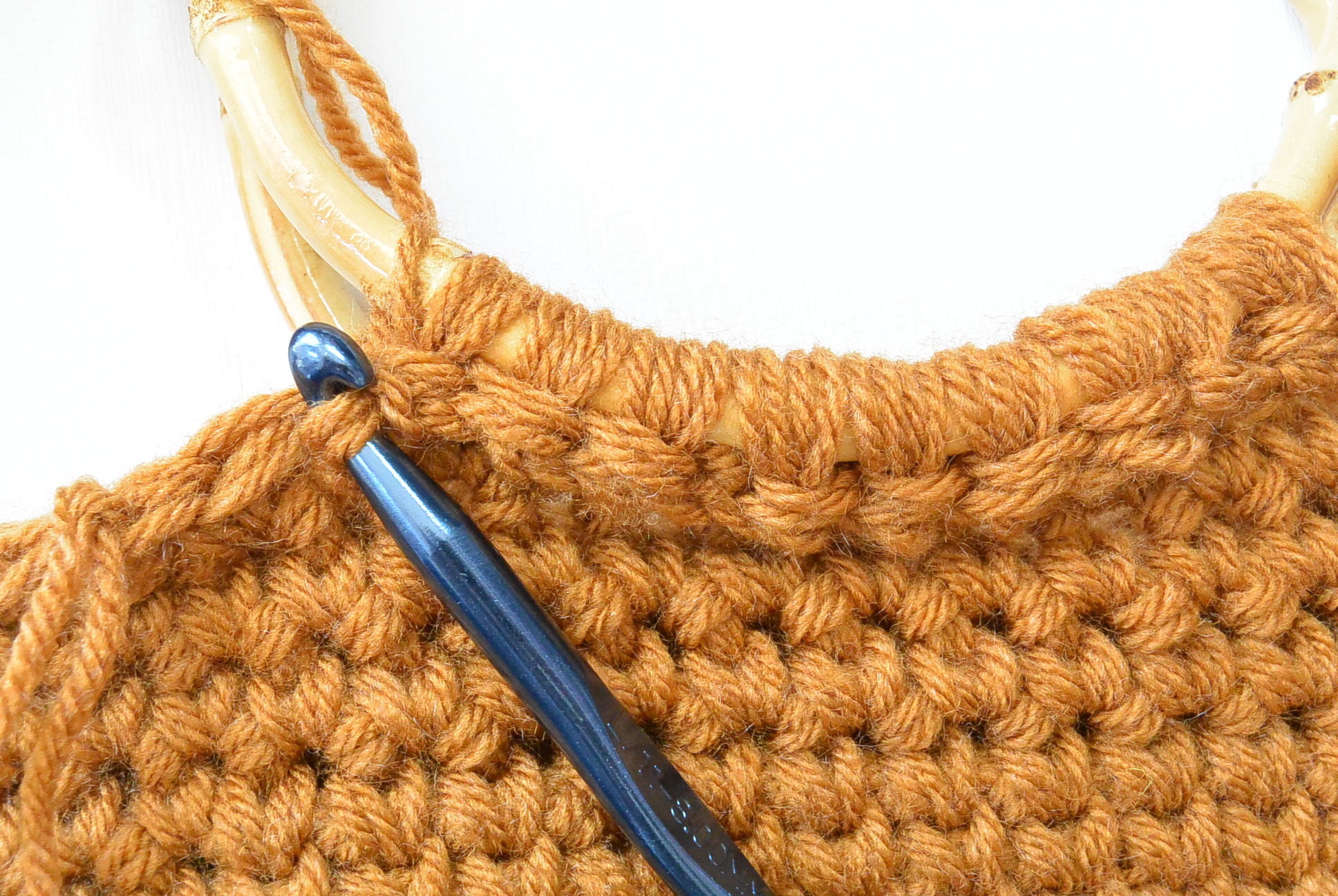 Camel Bucket Bag - Crocheted Bag Pattern – Mama In A Stitch