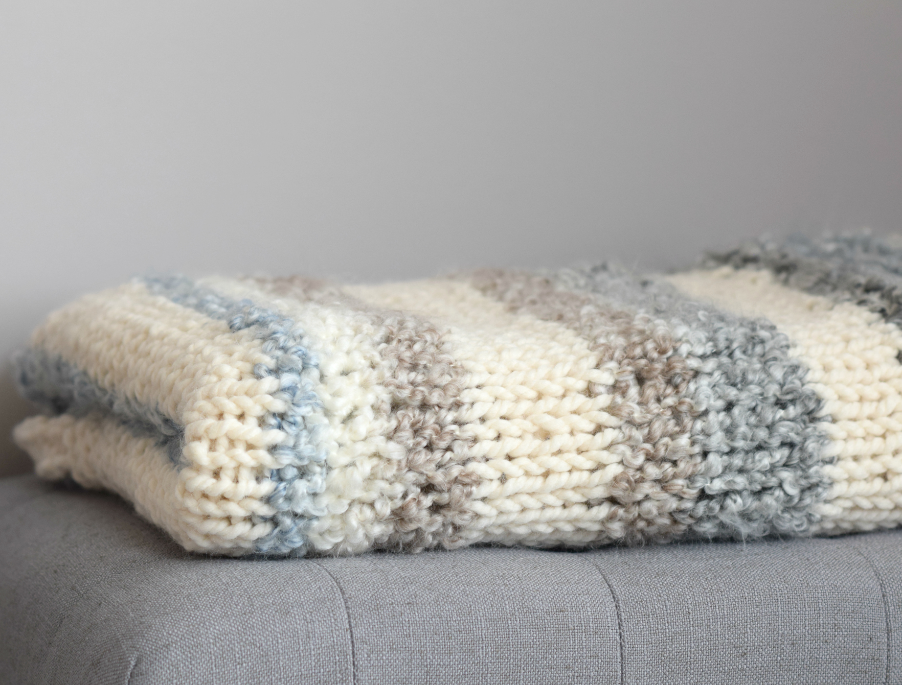 Cuddly Quick Knit Throw Blanket Pattern - Mama In A Stitch