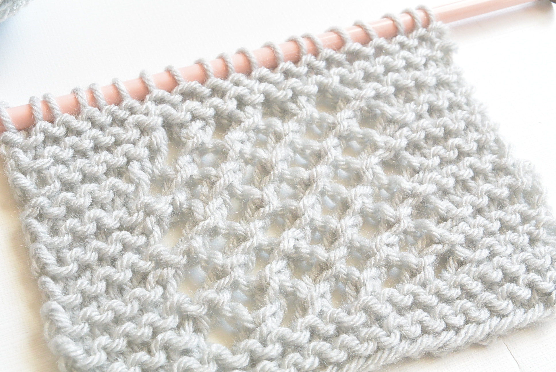 Knit Mesh Square Pattern - Mama In A Stitch