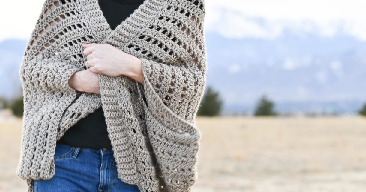 How To Crochet An Easy Summer Shrug 