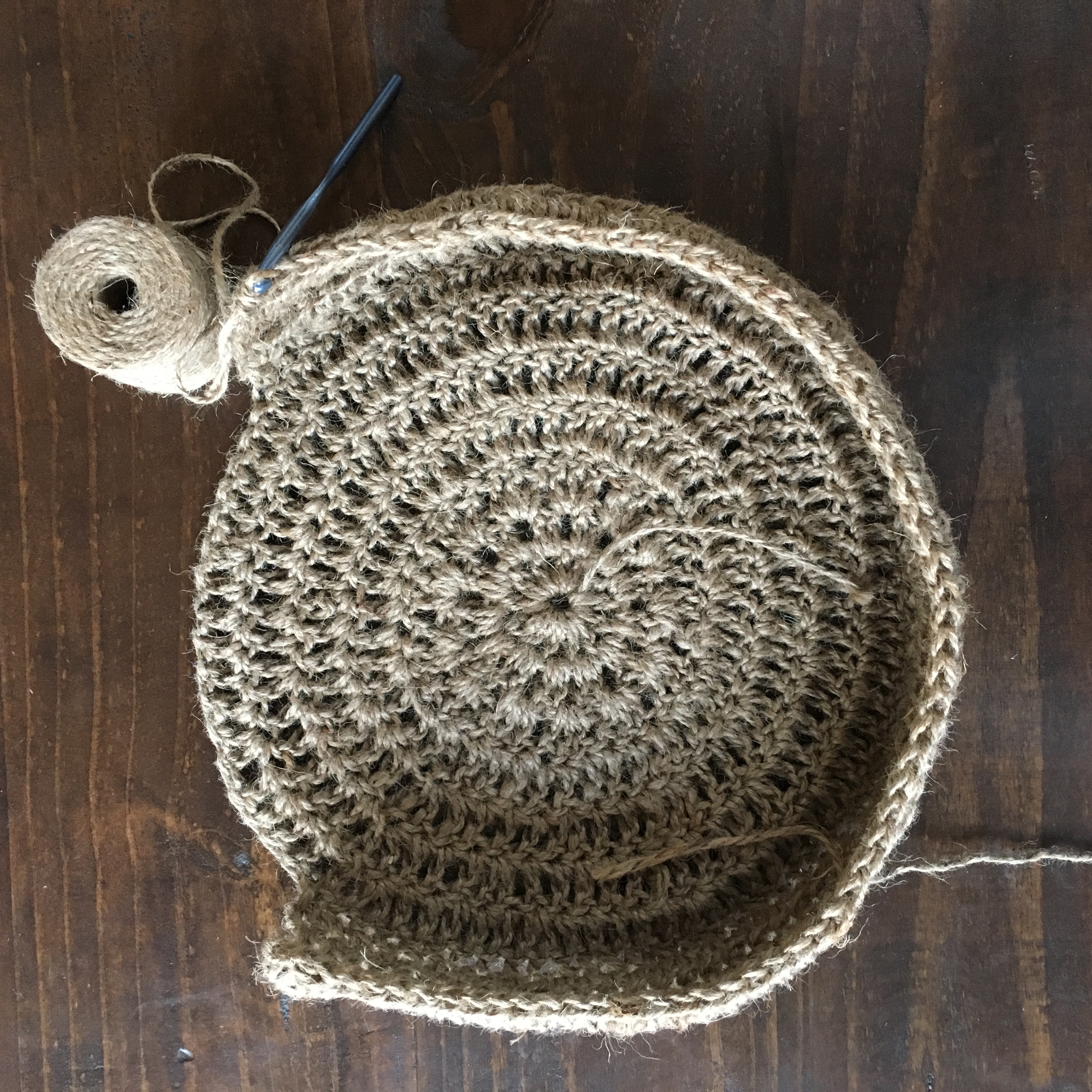 Crochet a flap for a Round Purse: more detailed video with diagrams | Small Round  Crochet Bag - YouTube