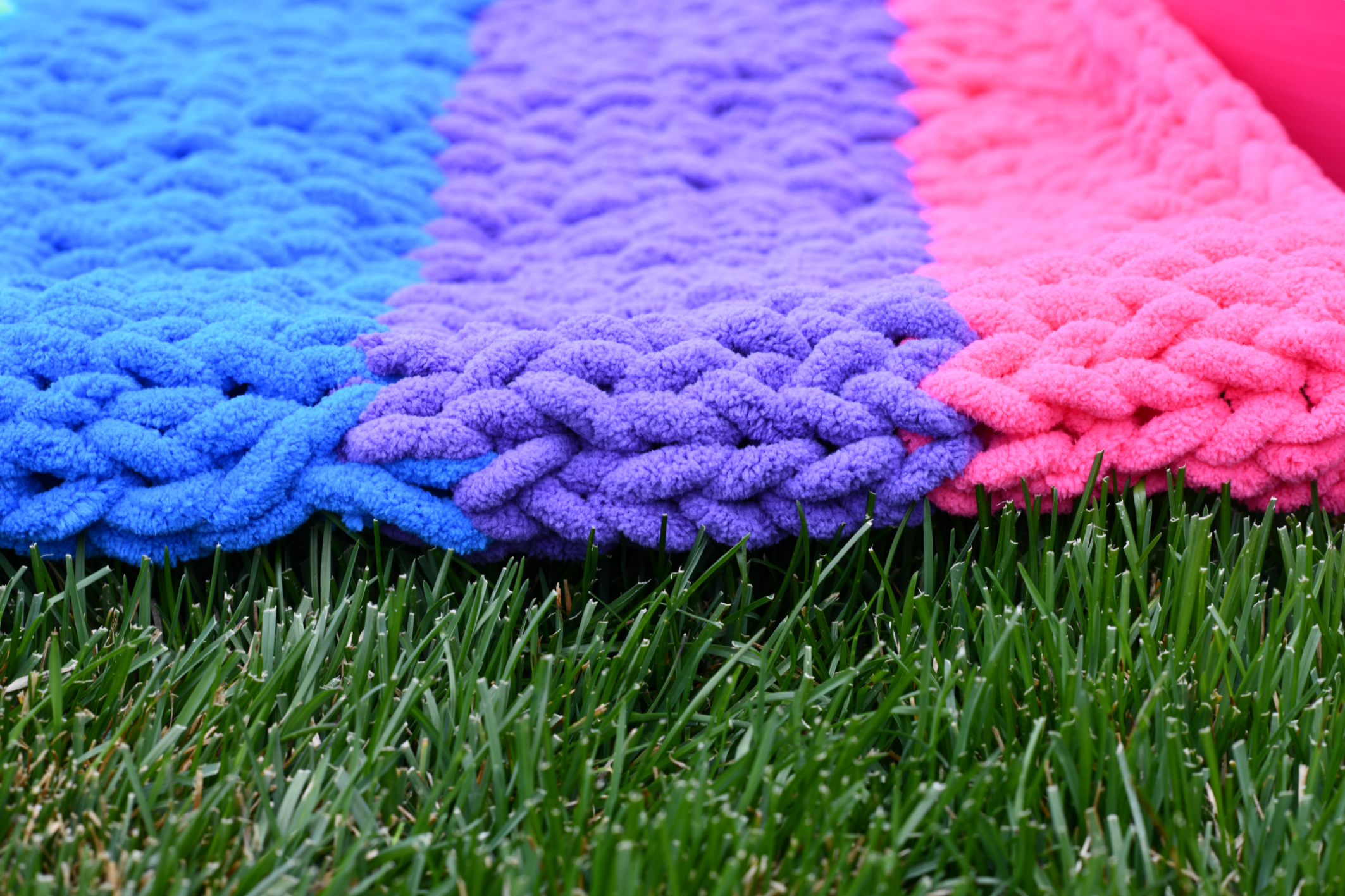 Rainbow Loop Yarn Blanket