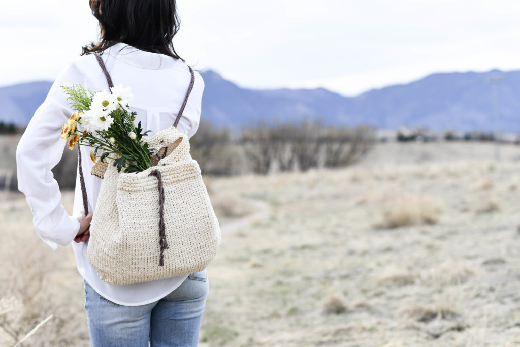 straw knit backpack made from free pattern 