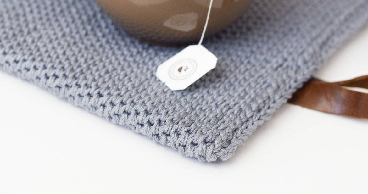 best-modern-hot-pad-crochet-pattern-mama-in-a-stitch