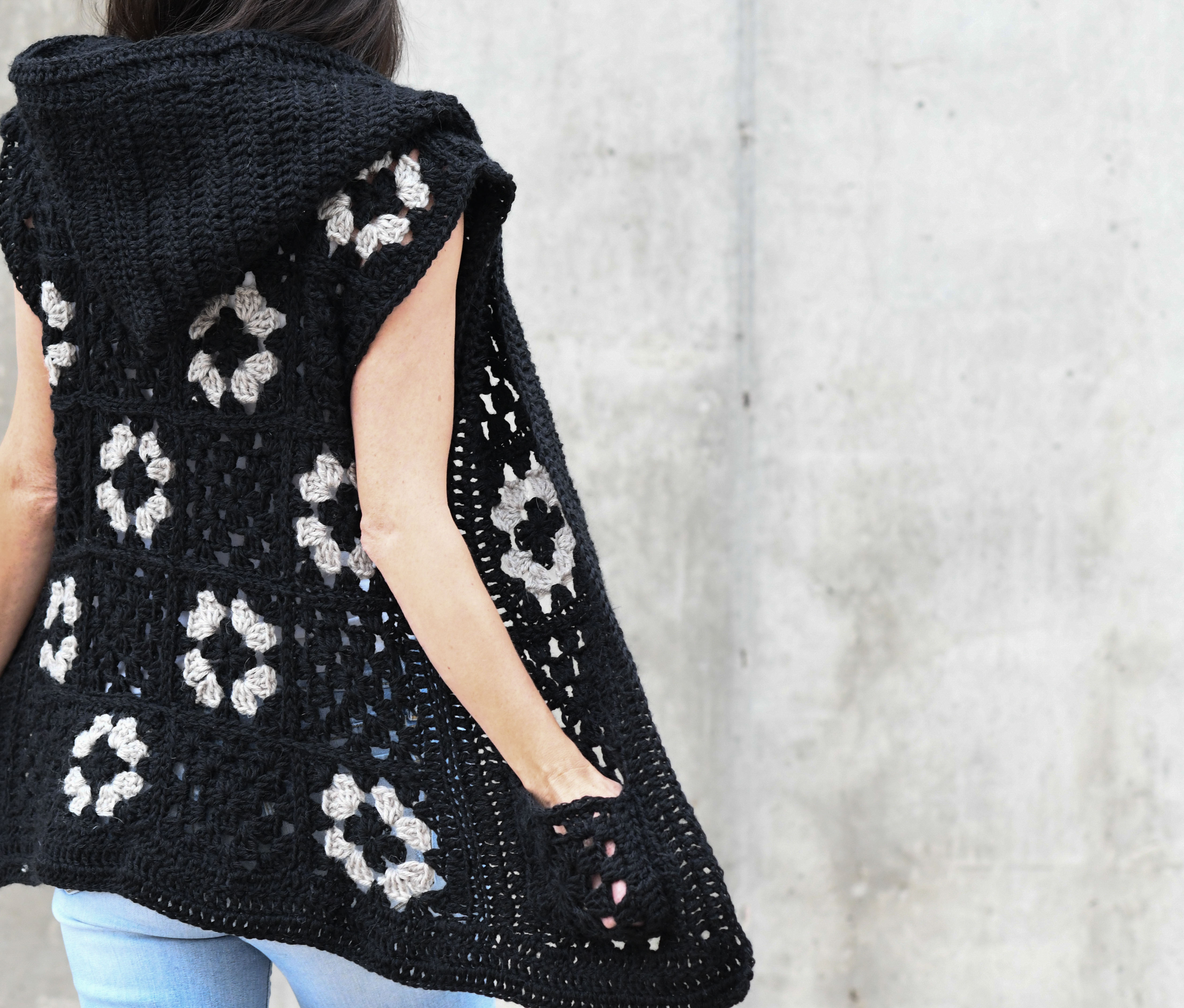 Hooded Granny Square Vest Crochet Pattern – Mama In A Stitch