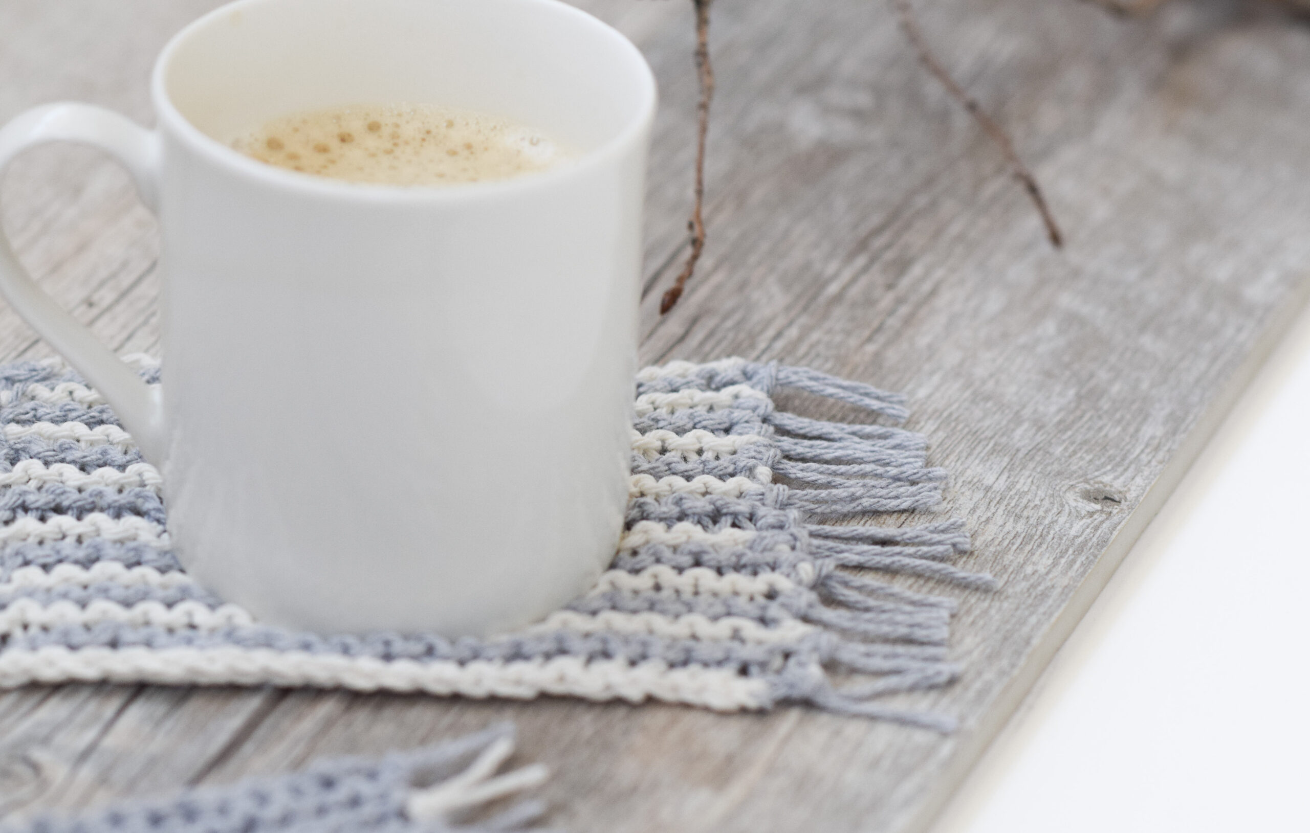 Knit Mug Rugs Free Pattern – Mama In A Stitch