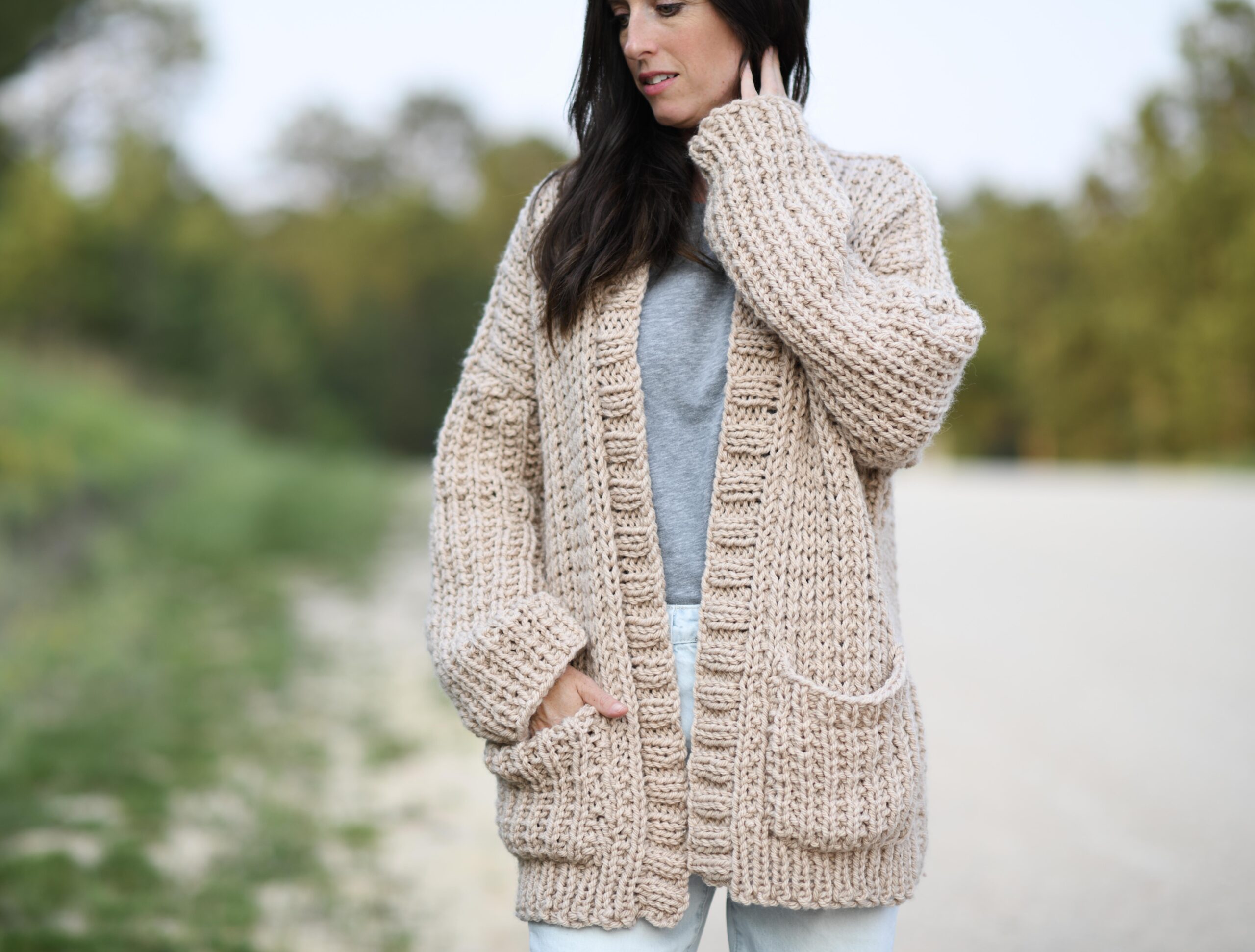 Cloverwood Cardigan – Crochet Pattern for Relaxed Linen Stitch