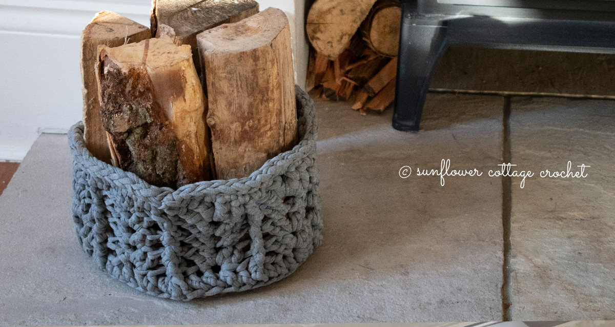 Chunky storage crochet basket pattern