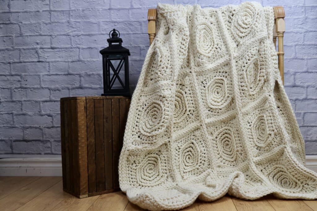 Chunky Log Cabin Blanket Crochet Pattern